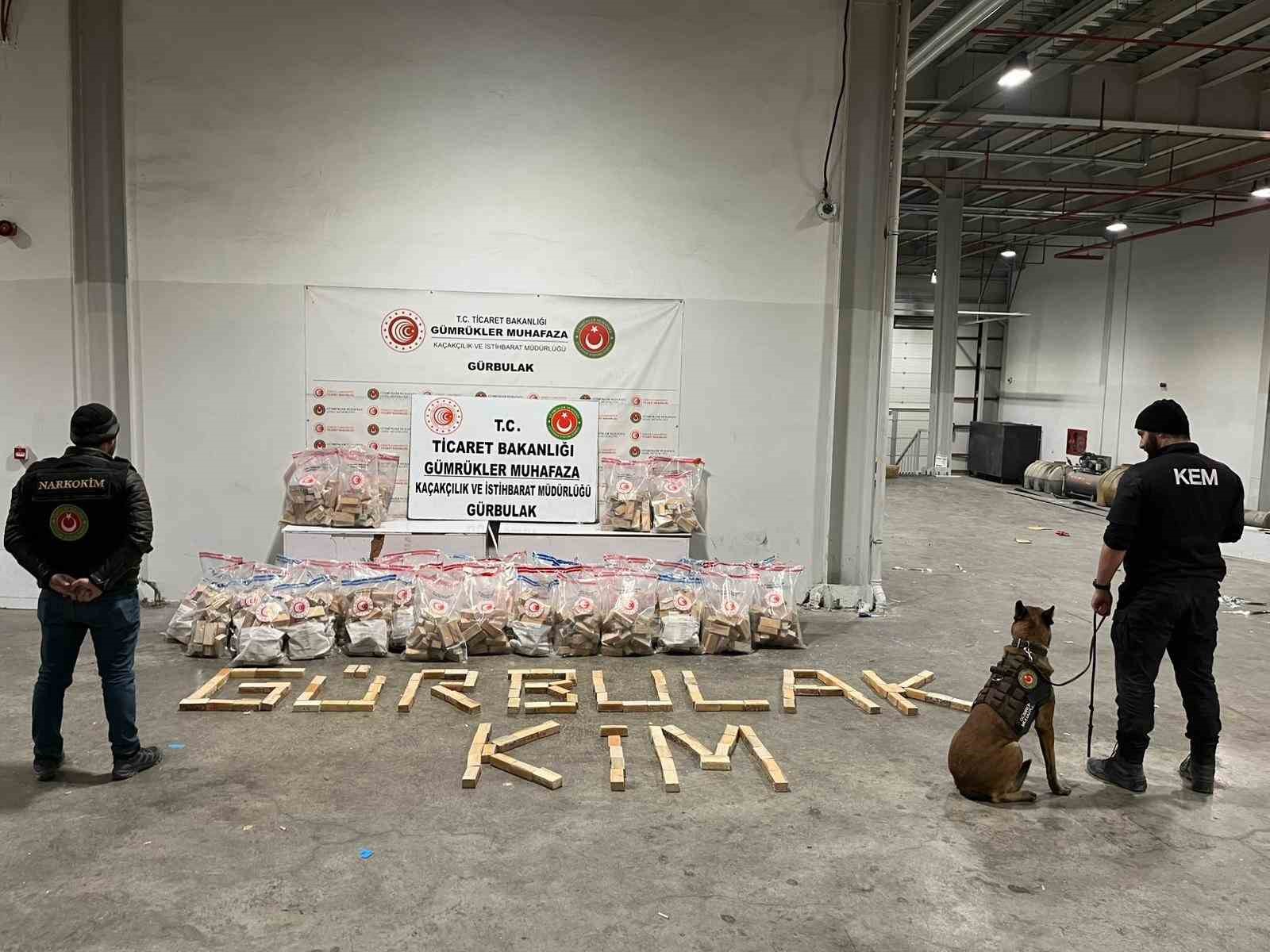 Ticaret Bakanlığı Gümrükler Muhafaza ekipleri, kaçakçılıkla mücadelesini sürdürüyor 4 ticaret bakanligi gumrukler muhafaza ekipleri kacakcilikla mucadelesini surduruyor 0 XOkv42y3