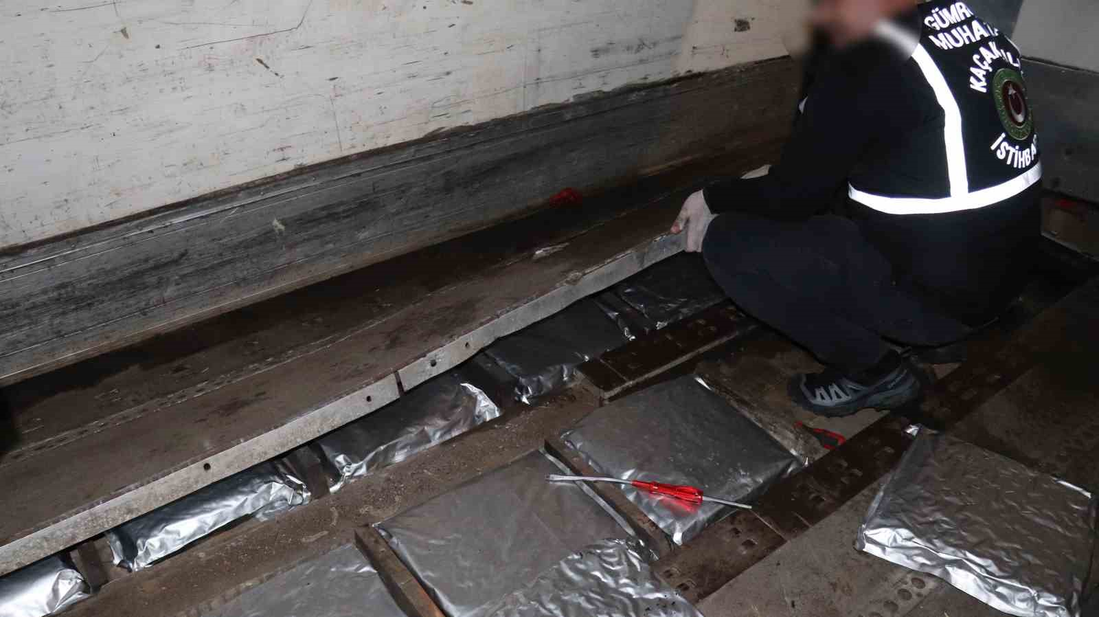 ticaret bakanligi gumrukler muhafaza ekipleri kasim ayinin ilk haftasinda toplam 1 ton 65 kilogram wLXUgZ5J