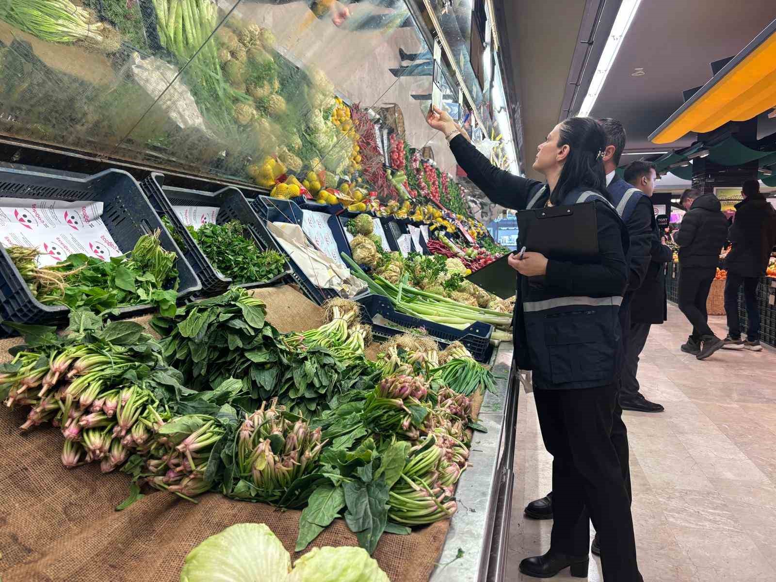 ticaret bakanligindan ramazan ayinda marketlerde fahis fiyat denetimi 3 ARUc8sjI