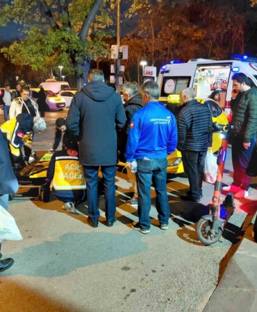 ticari-taksiyle-carpisan-scooter-surucusu-yaralandi-3nnwPqb6.jpg
