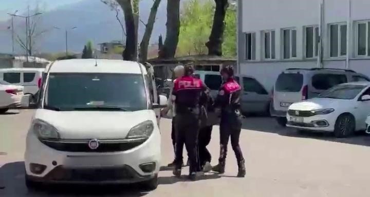 TikTok canlı yayını kanlı bitti: Genç kadın yüzünden bıçaklandı 4 tiktok canli yayini kanli bitti genc kadin yuzunden bicaklandi 0 tkSOUGFO