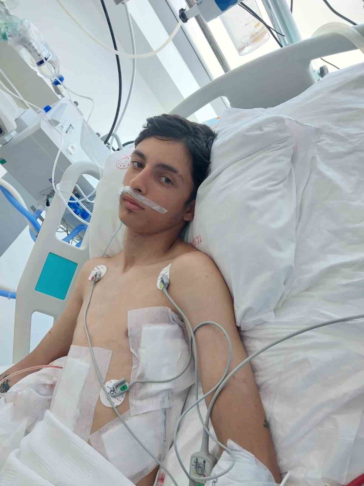 tiktokta begeni tartismasi kanli bitti 17 yasindaki ogrenci agir yaralandi 2 ir5JcI9y
