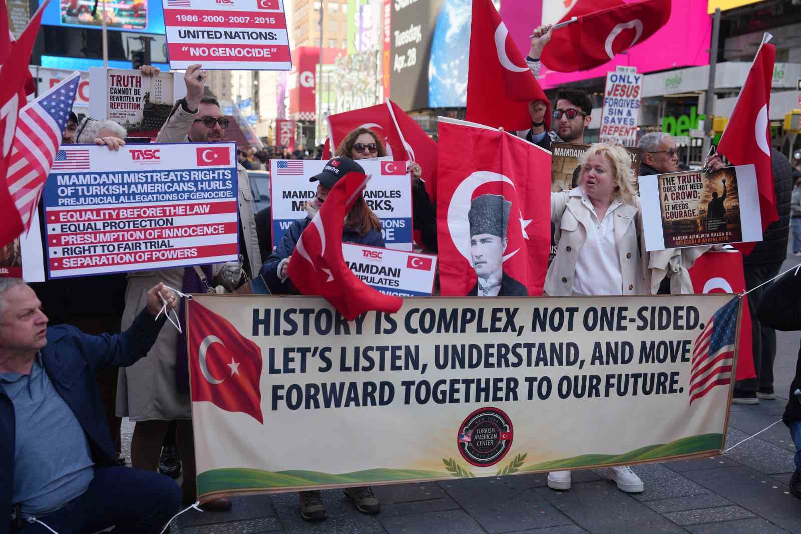 times meydaninda ermeni yalani protestosu 10 459WYWX6