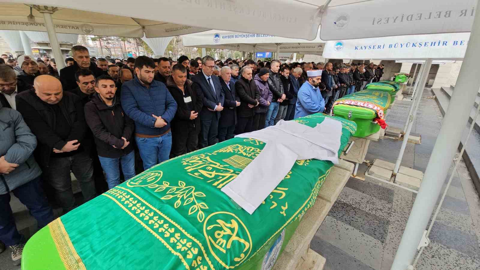 tip fakultesi ogrencisi yaren hekim onlugu ile son yolculuguna ugurlandi 0 9vZsYrM7