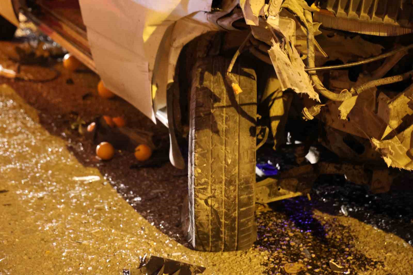 tir isci minibusune carpti 2 yarali 2 zStdFkYe