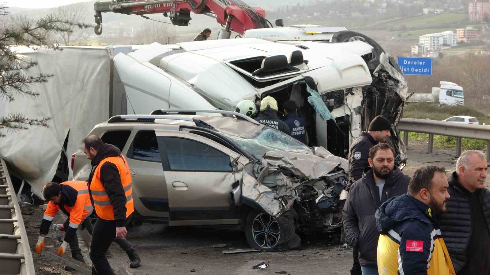 tir karsi seride gecip araclara daldi 1 olu 3 yarali 2 VUkVUpXh