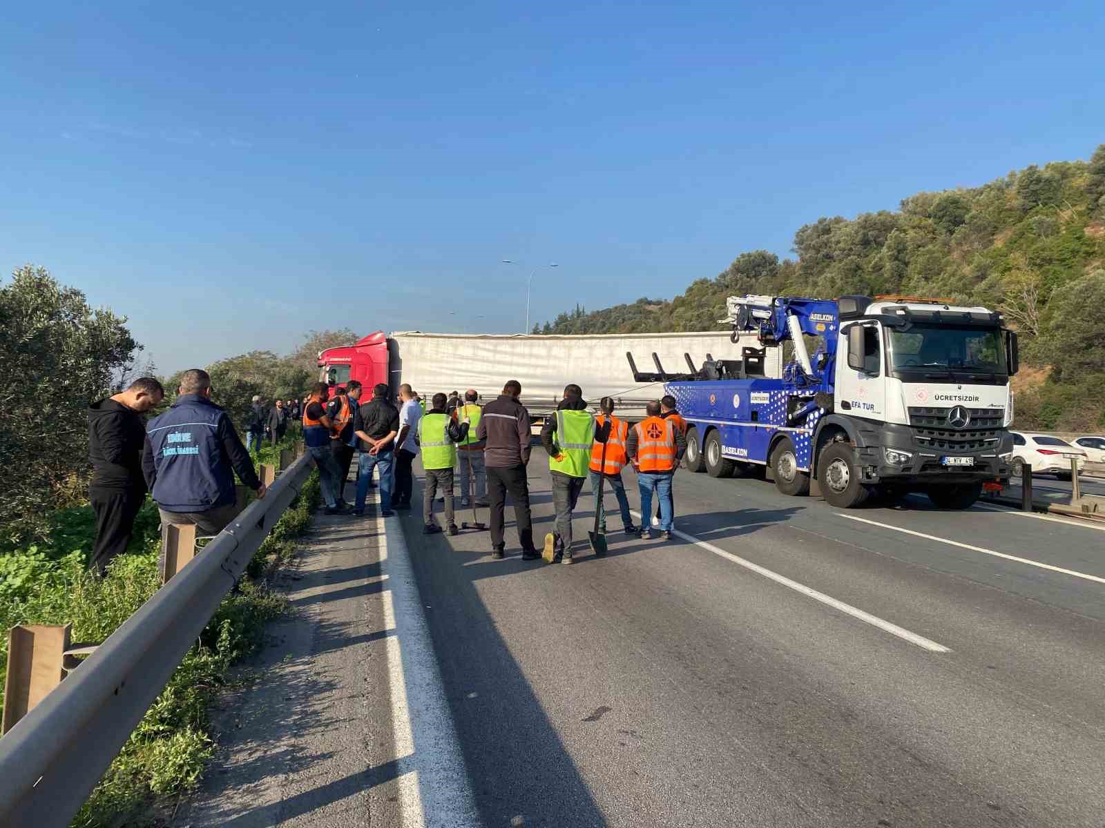 tir kazasi temi kilitledi 2 jKFJ1bX2