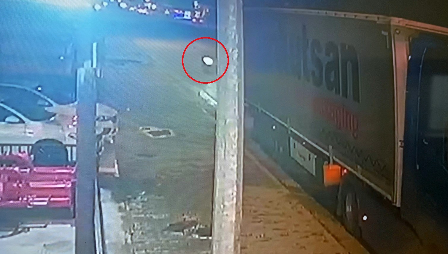 tira carpan motosikletli gencin olume gitme ani kamerada 2 kptmvYBX