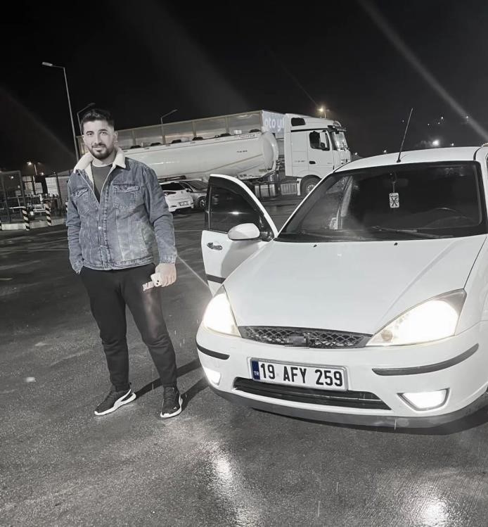 tira carpan otomobil hurdaya dondu 1 olu 4 2ttuuVbQ