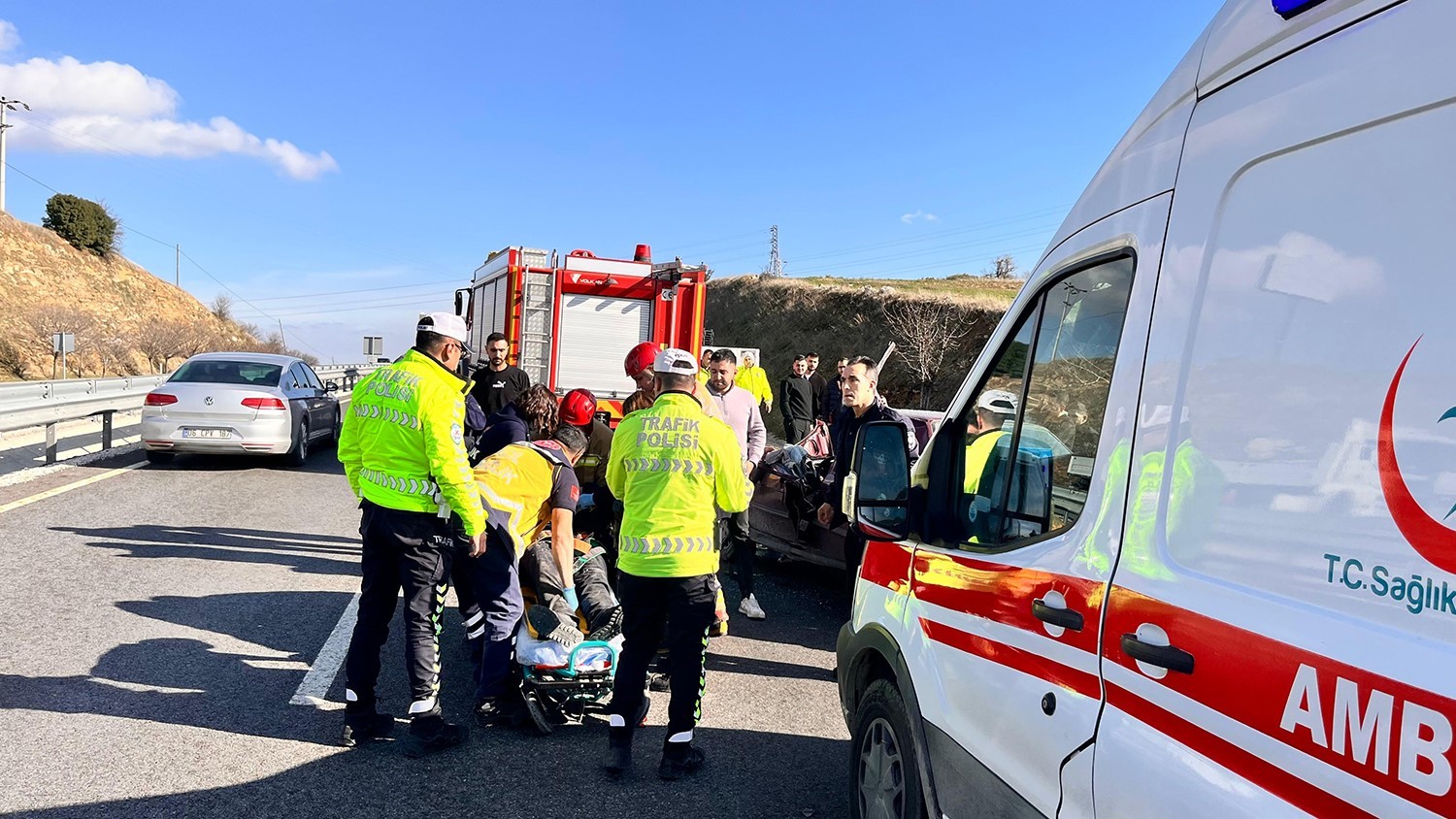 tira carpan otomobil hurdaya dondu surucu sans eseri kurtuldu 5 SKVEPsYc