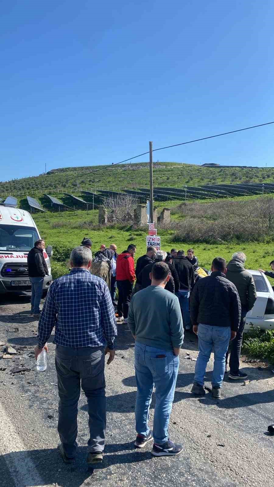 tirede hatali sollama yapan otomobil kamyona carpti 1 u5ByiBaB