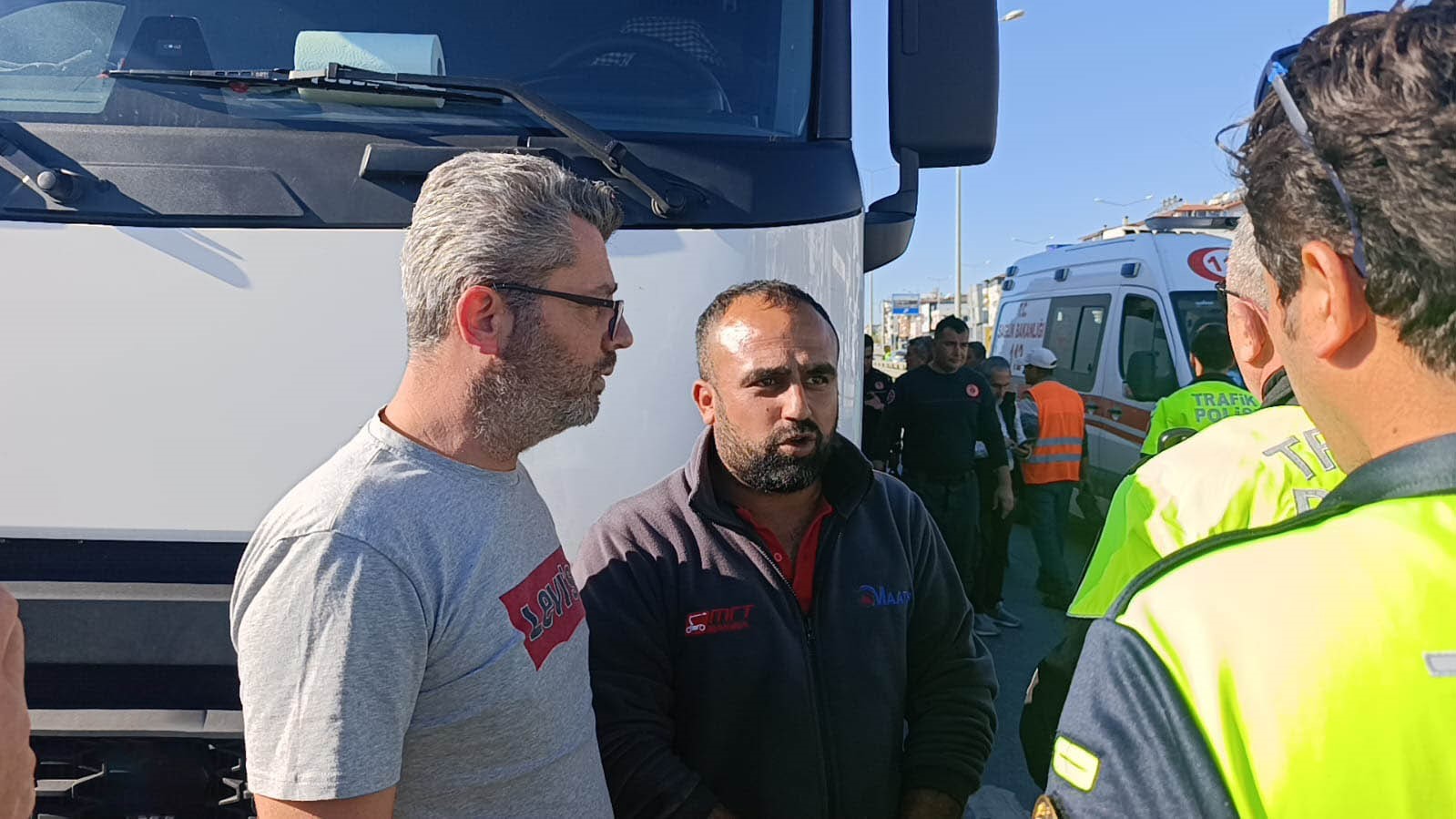 tirin altinda kalan karayollari iscisi hayatini kaybetti 11 SGODf7K5