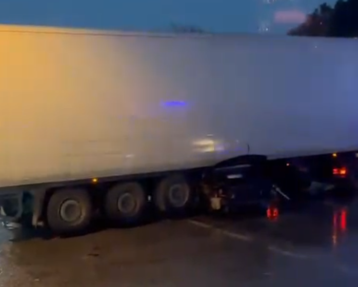 tirin altinda kalan otomobildeki kari koca hayatini kaybetti 1 Pk5SXXzT