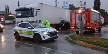 tirin-altinda-kalan-otomobildeki-kari-koca-hayatini-kaybetti-QTtwarqJ.jpg