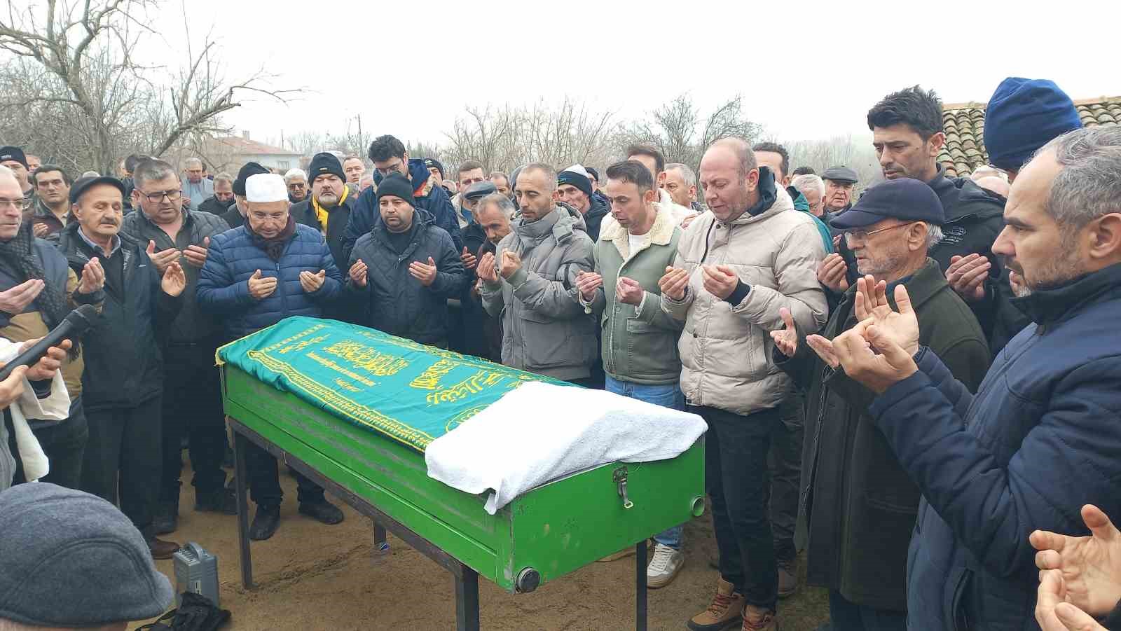 tirin bicerek hayattan kopardigi surucu son yolculuguna ugurlandi 0 nnRVXhyn
