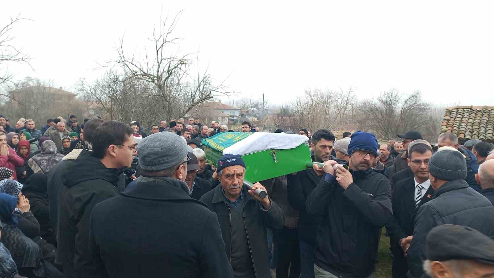 tirin bicerek hayattan kopardigi surucu son yolculuguna ugurlandi 2 CwHqwvK9