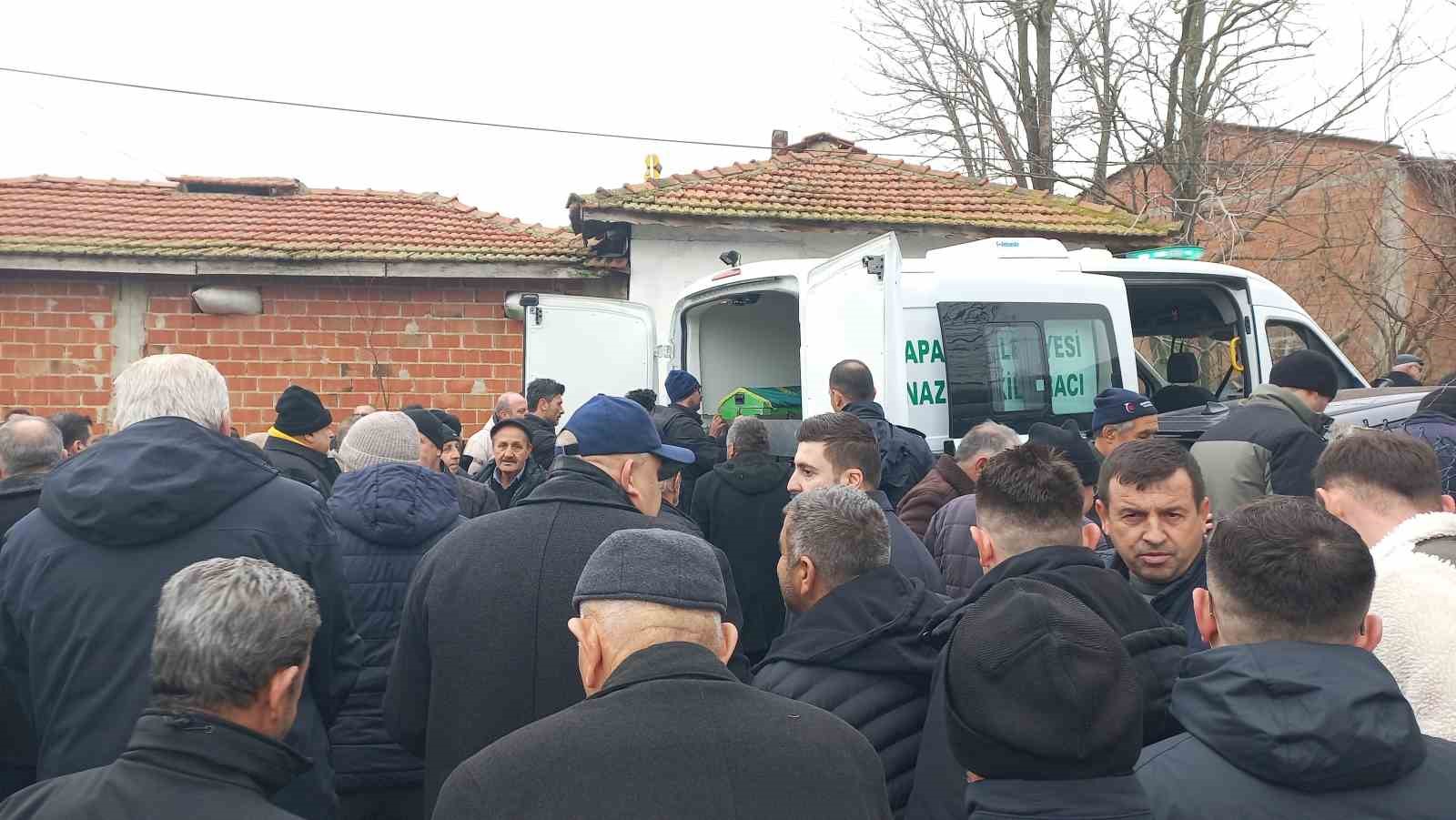 tirin bicerek hayattan kopardigi surucu son yolculuguna ugurlandi 3