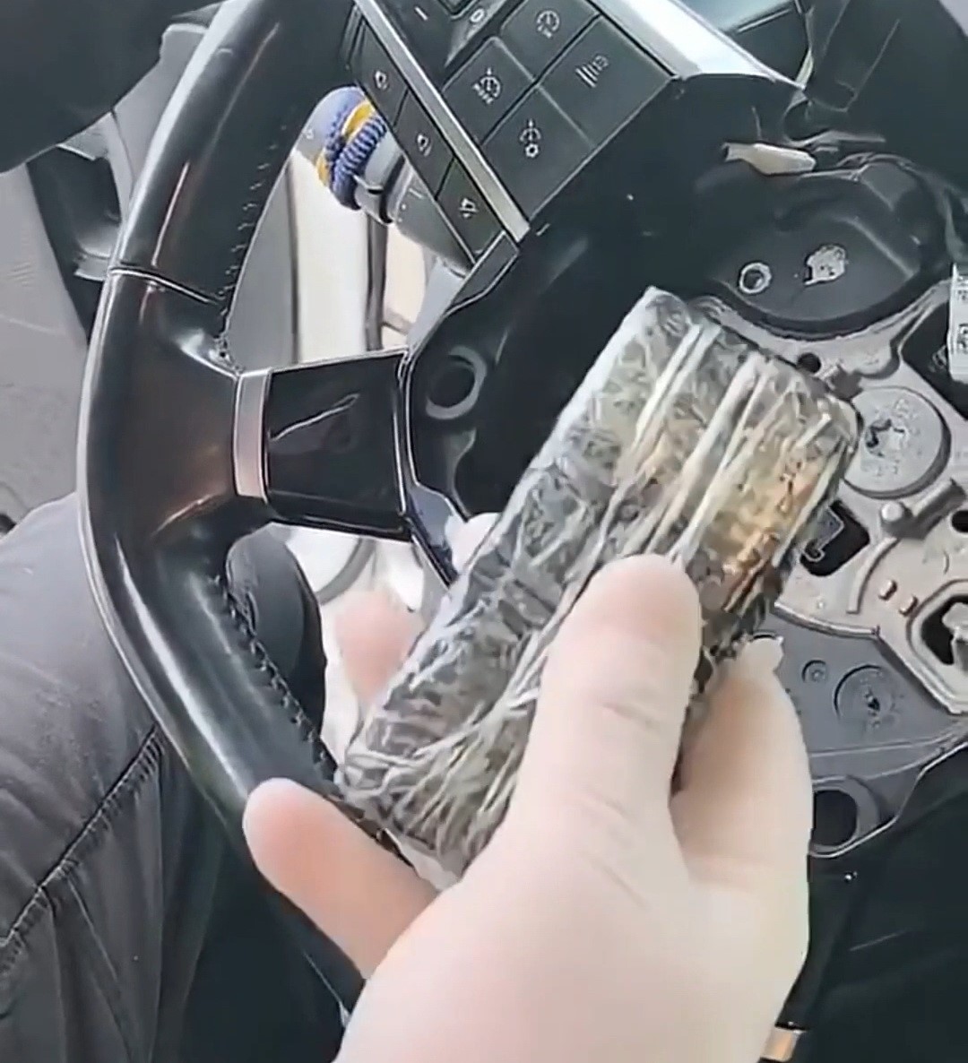 tirin direksiyonuna gizlenen kulce altin komsuya takildi 1 E6MMlMqV