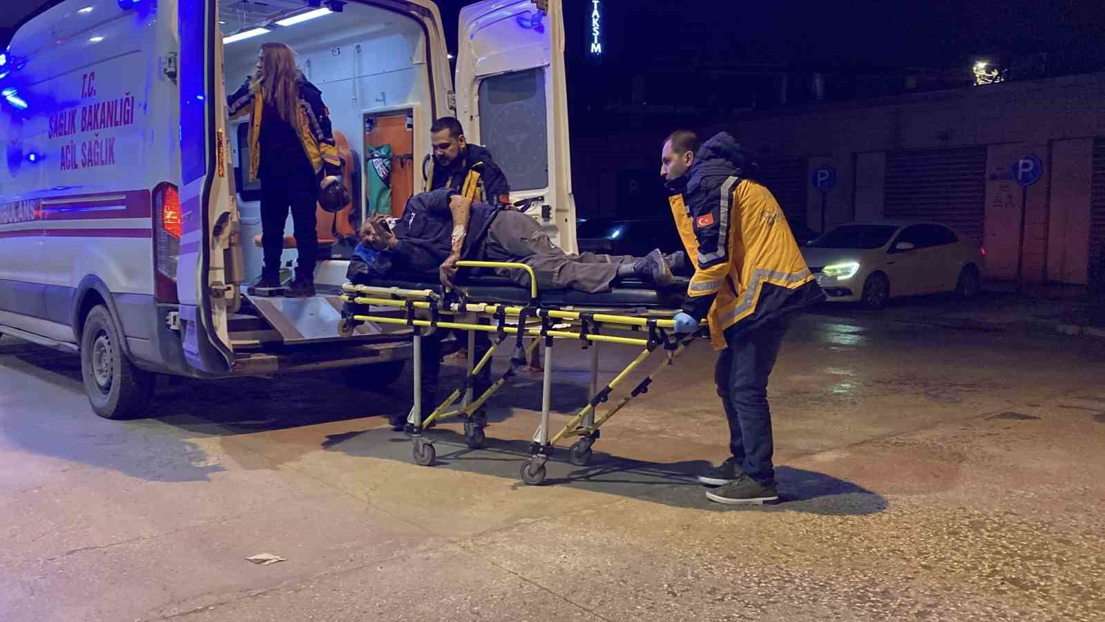 tirin dorsesinden dusen isci yaralandi 2 ezdHEDlQ