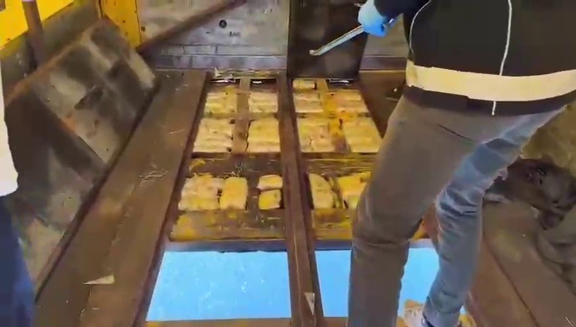 tirin tabanina binlerce uyusturucu hap sakladilar 1