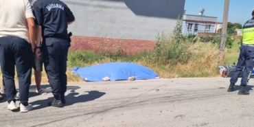 tirla-carpisan-motosikletin-surucusu-hayatini-kaybetti-WYkS1yME.jpg