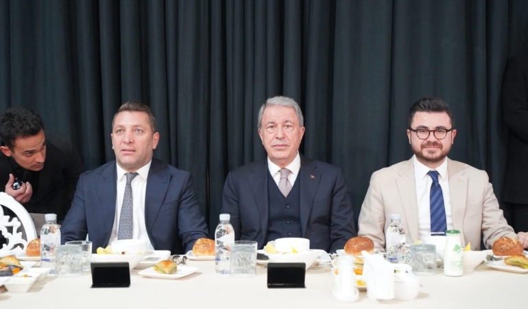 tmmb-milli-savunma-komisyonu-baskani-akar-buyuk-ve-guclu-turkiyeyi-insa-ve-ihya-etmek-hp9hFJ3p.jpg