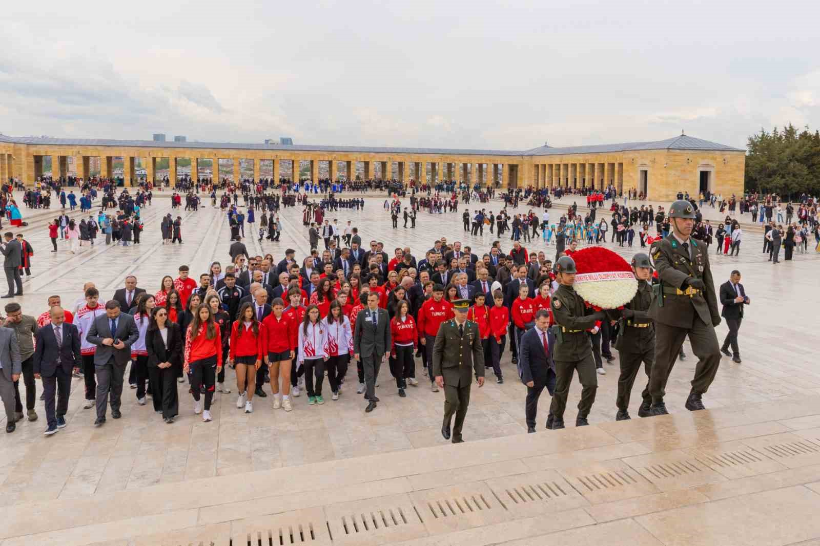 tmok baskani veli ozan cakirdan anitkabir ziyareti 5 23Glb7cW