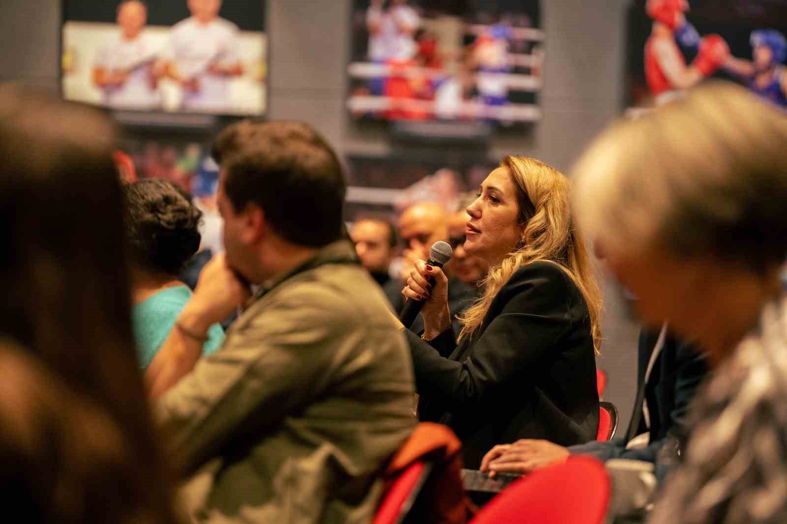 tmok kultur sanat ve spor komisyonu turkiyenin onde gelen sanat kuruluslariyla bir araya geldi HORXgbSp