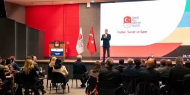 tmok-kultur-sanat-ve-spor-komisyonu-turkiyenin-onde-gelen-sanat-kuruluslariyla-bir-araya-geldi-RR1WKNqh.jpg