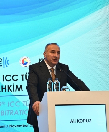 tobb-baskan-yardimcisi-ali-kopuz-icc-tahkim-sistemi-yatirim-ortami-icin-onemli-bir-guvencedir-GuyGE1a3.jpg