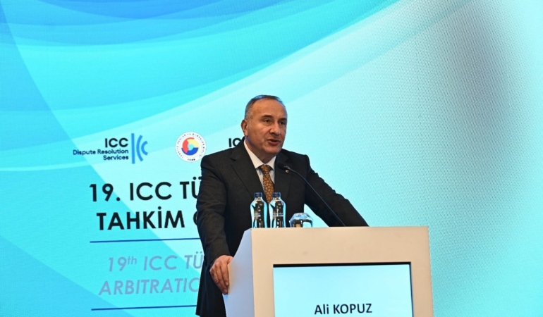 tobb-baskan-yardimcisi-ali-kopuz-icc-tahkim-sistemi-yatirim-ortami-icin-onemli-bir-guvencedir-GuyGE1a3.jpg