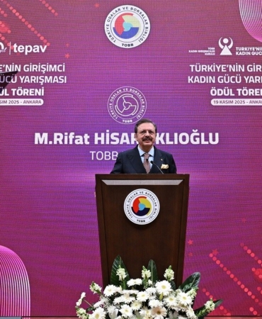 tobb-baskani-hisarciklioglu-kadinlarin-sosyal-hayatta-is-hayatinda-daha-fazla-ve-aktif-rol-almasini-MvZ3uusp.jpg