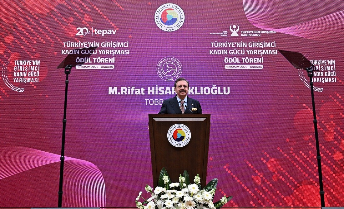 tobb baskani hisarciklioglu kadinlarin sosyal hayatta is hayatinda daha fazla ve aktif rol almasini OzEnmIyC