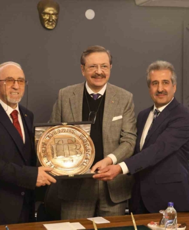 tobb-baskani-hisarciklioglu-tarim-ve-hayvancilik-dunyanin-olmazsa-olmazidir-zScgrNOc.jpg