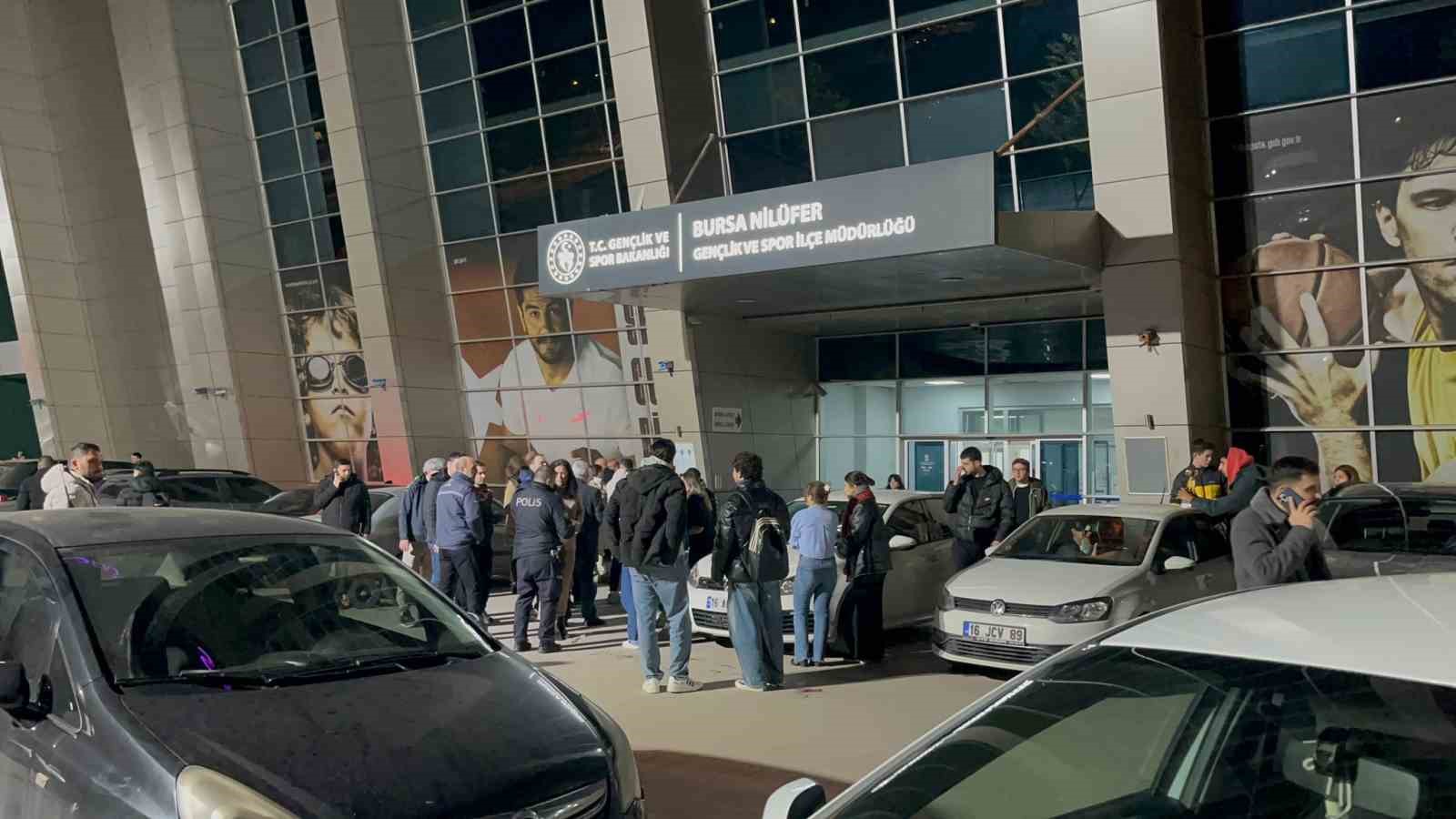 tofas spor salonunda dehset 6 FFKPuYKK