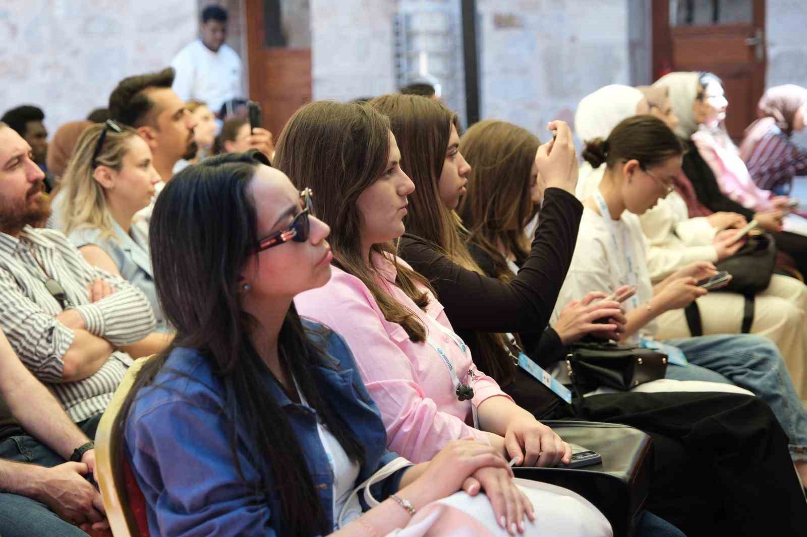 togude yunus emre enstitusu yaz okulu programi basladi 3 q4M1VyIG