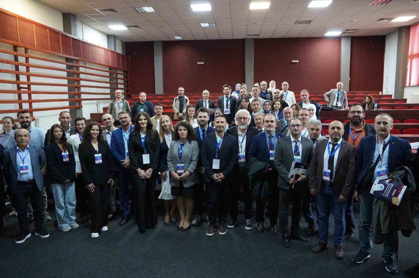 toguden balkanlarda akademik is birligi hamlesi 1 MLFMA7Yu