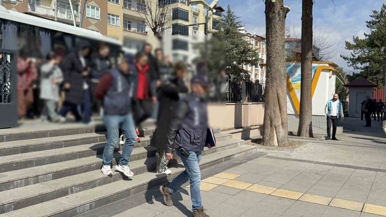 tokat merkezli 12 ilde yasa disi bahis operasyonu 64 gozalti 3 38IM5nVC