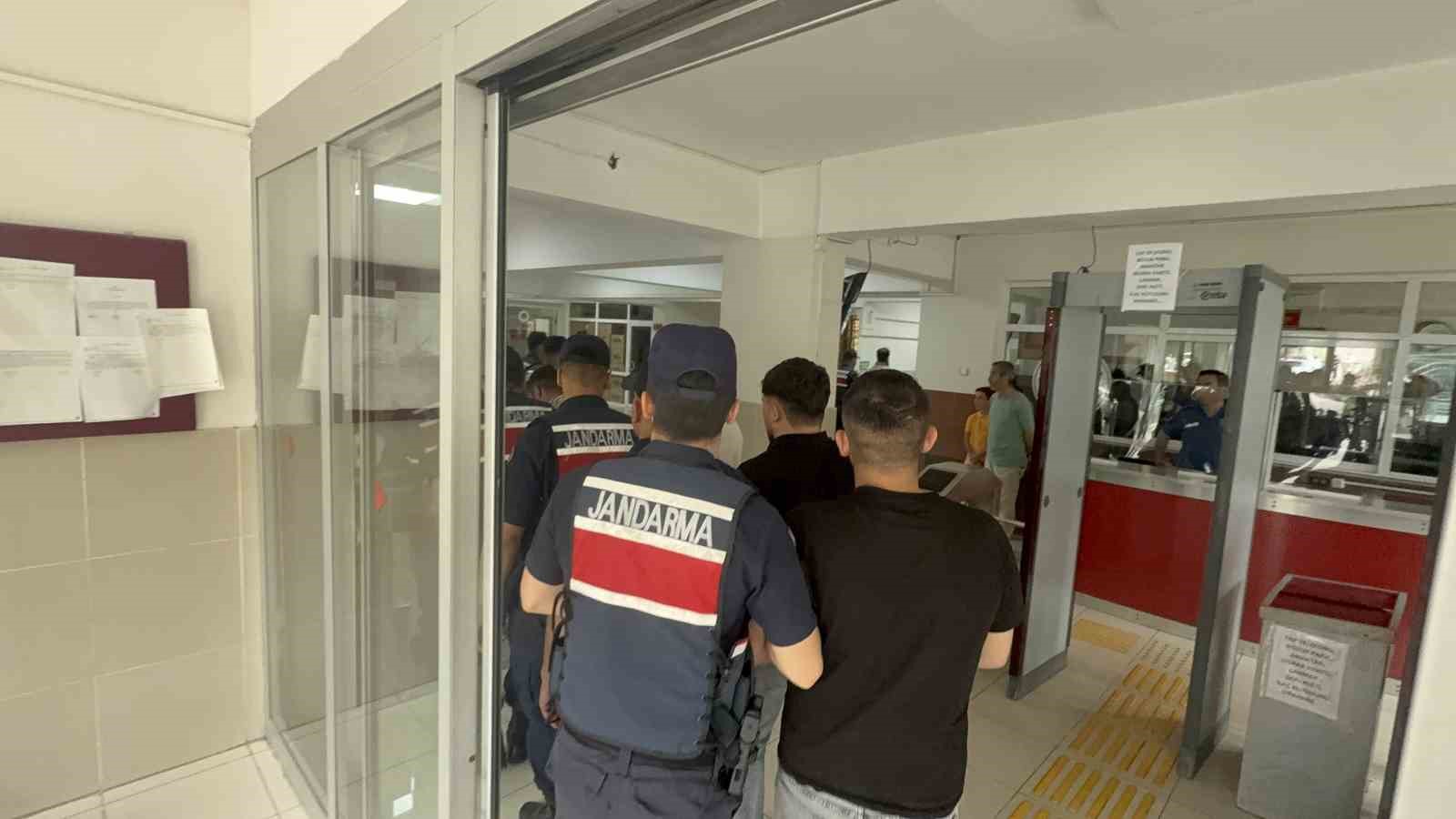 tokat merkezli uyusturucu operasyonunda 36 supheli adliyeye sevk edildi 2 TDsV2UtZ