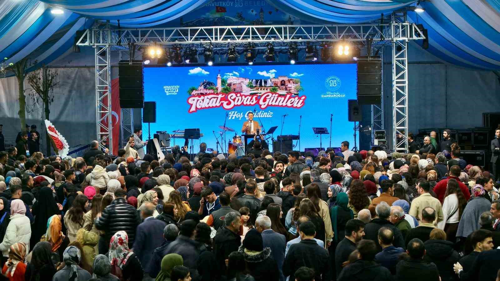 tokat sivas memleket gunleri arnavutkoyde yogun katilimla basladi 4 2iwn2KEb