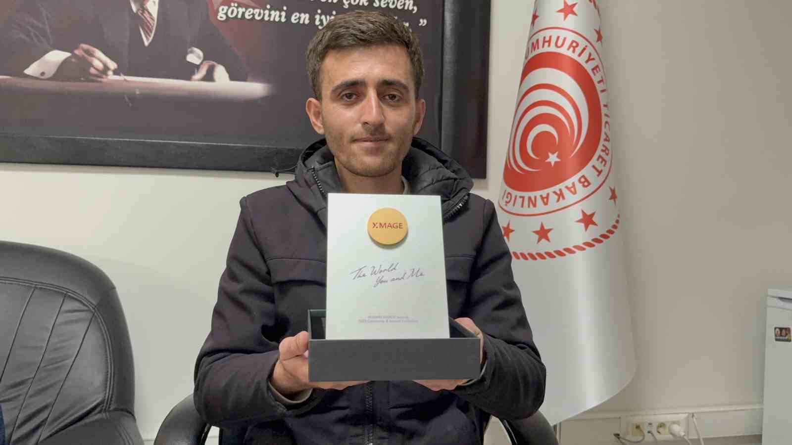 tokatli amator fotografcinin odulu kendisine teslim edildi 1 sZ5scGqW