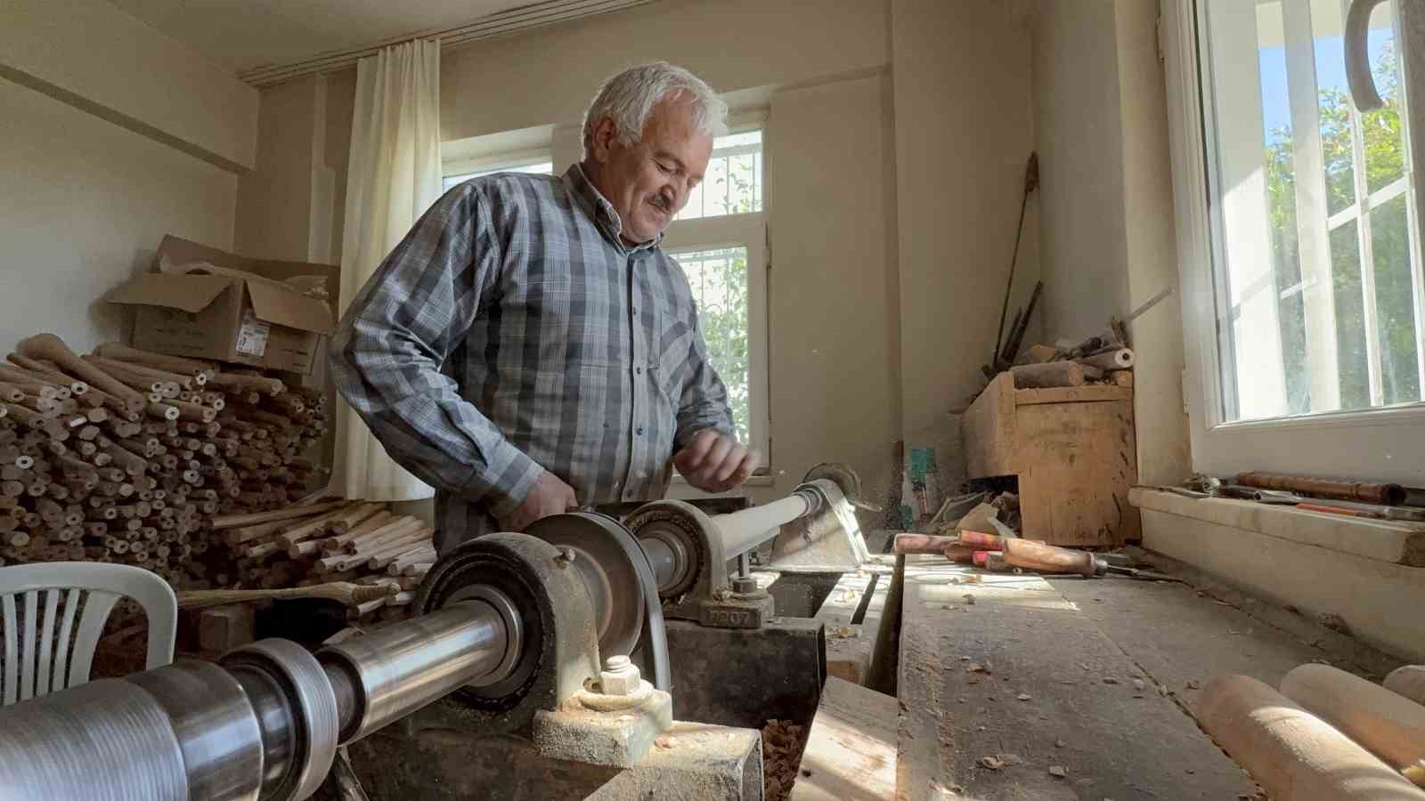 Tokatlı kaval ustası 86 yıllık aile geleneğini geleceğe taşıyor 5 tokatli kaval ustasi 86 yillik aile gelenegini gelecege tasiyor 1 P4bPnsDn