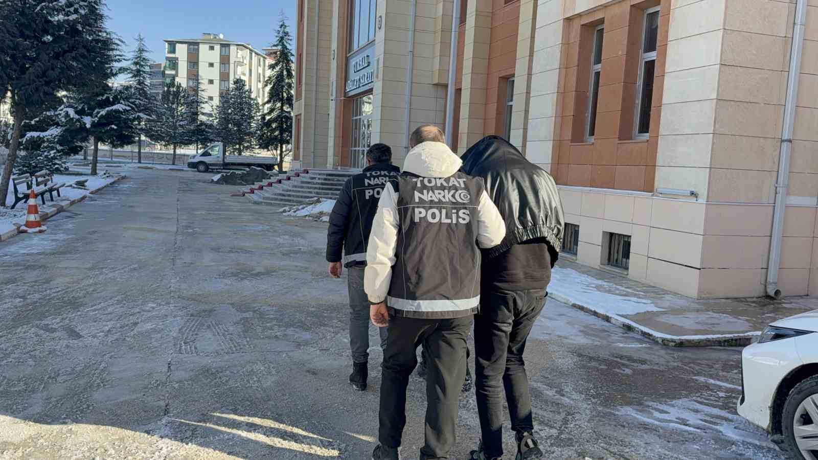 tokatta 107 gram kokain ele gecirildi 1 vhRCXhA1