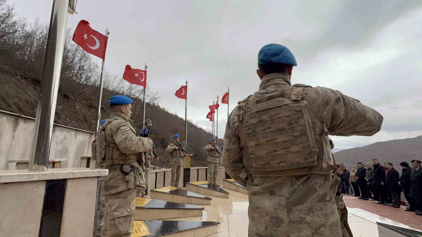 tokatta 16 yil onceki teror saldirisinda sehit olan 7 asker anildi 3 RI19Ih1A