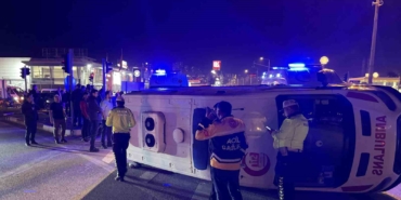 tokatta-ambulans-ile-cip-carpisti-3-yarali-N6HWHYHn.jpg