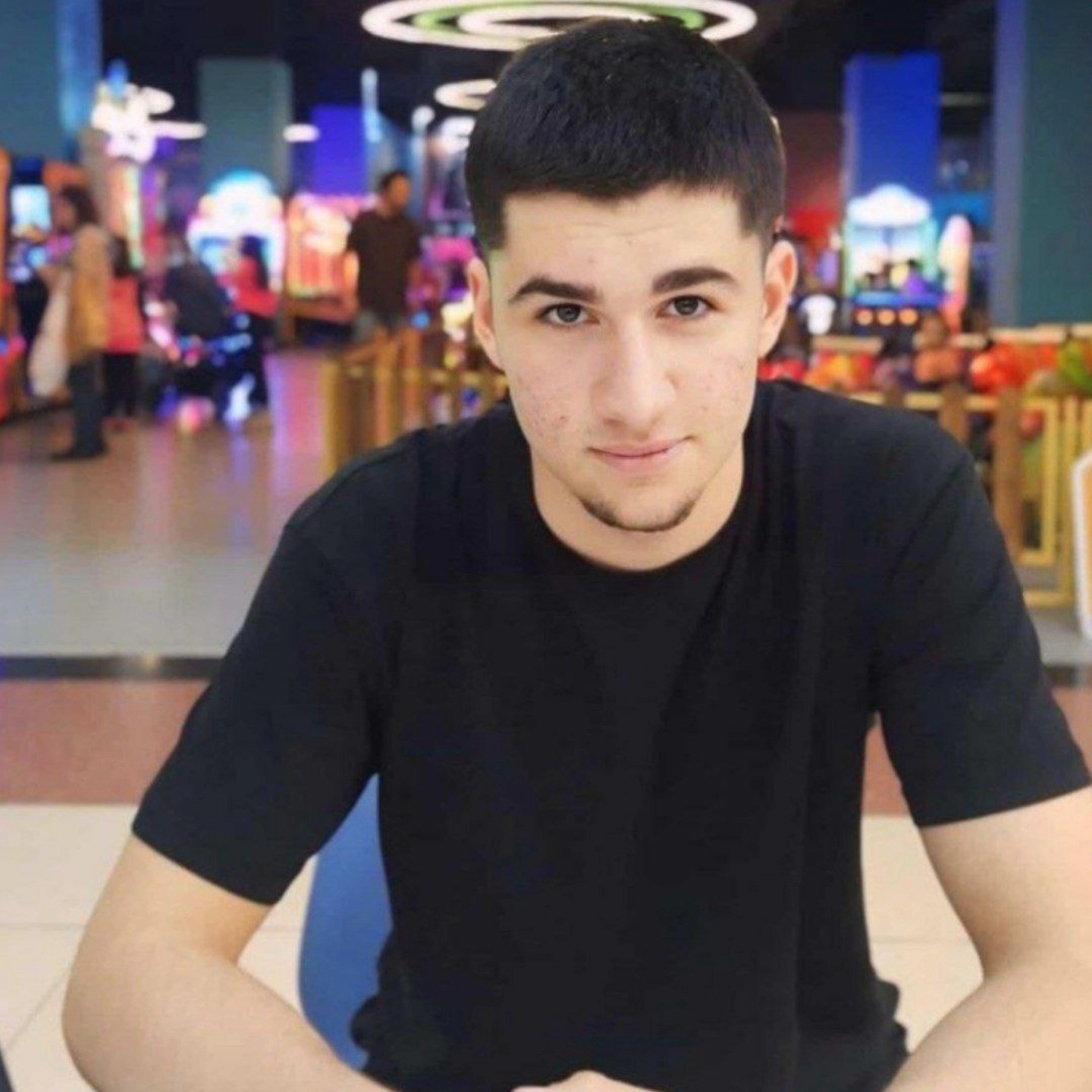 tokatta bicaklanarak oldurulen gencin davasi ertelendi 0 9a2WhQGt