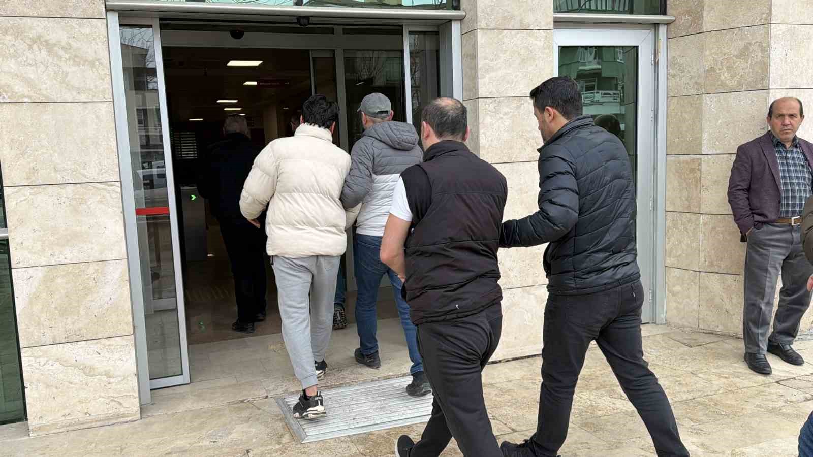 tokatta gocmen kacakciligi operasyonu 2 kisi tutuklandi 2