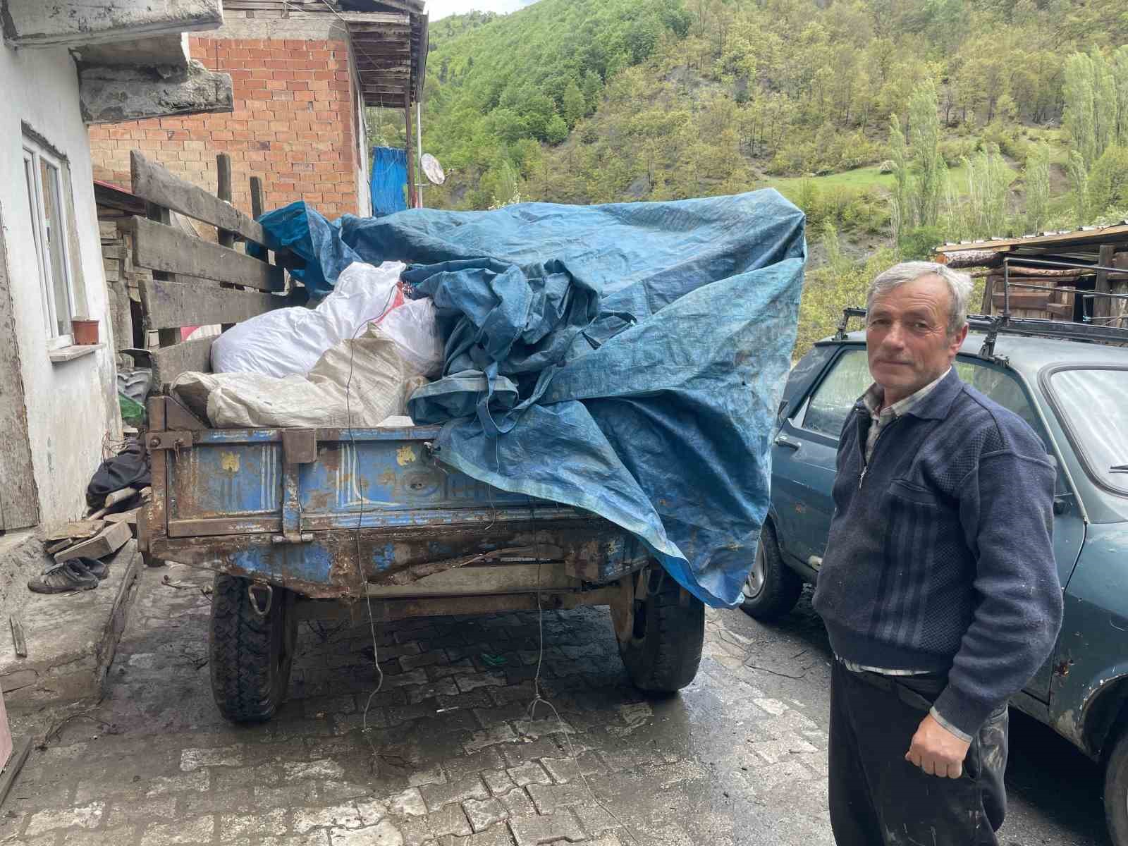 tokatta heyelan riski altindaki koy bosaltiliyor 3 uqdi2vAd