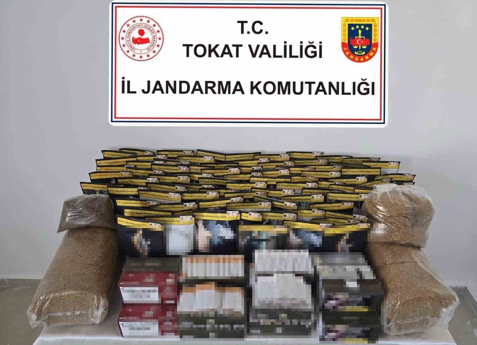 tokatta kacak tutunle yakalanip adliyede serbest kaldilar 0 asTYki64