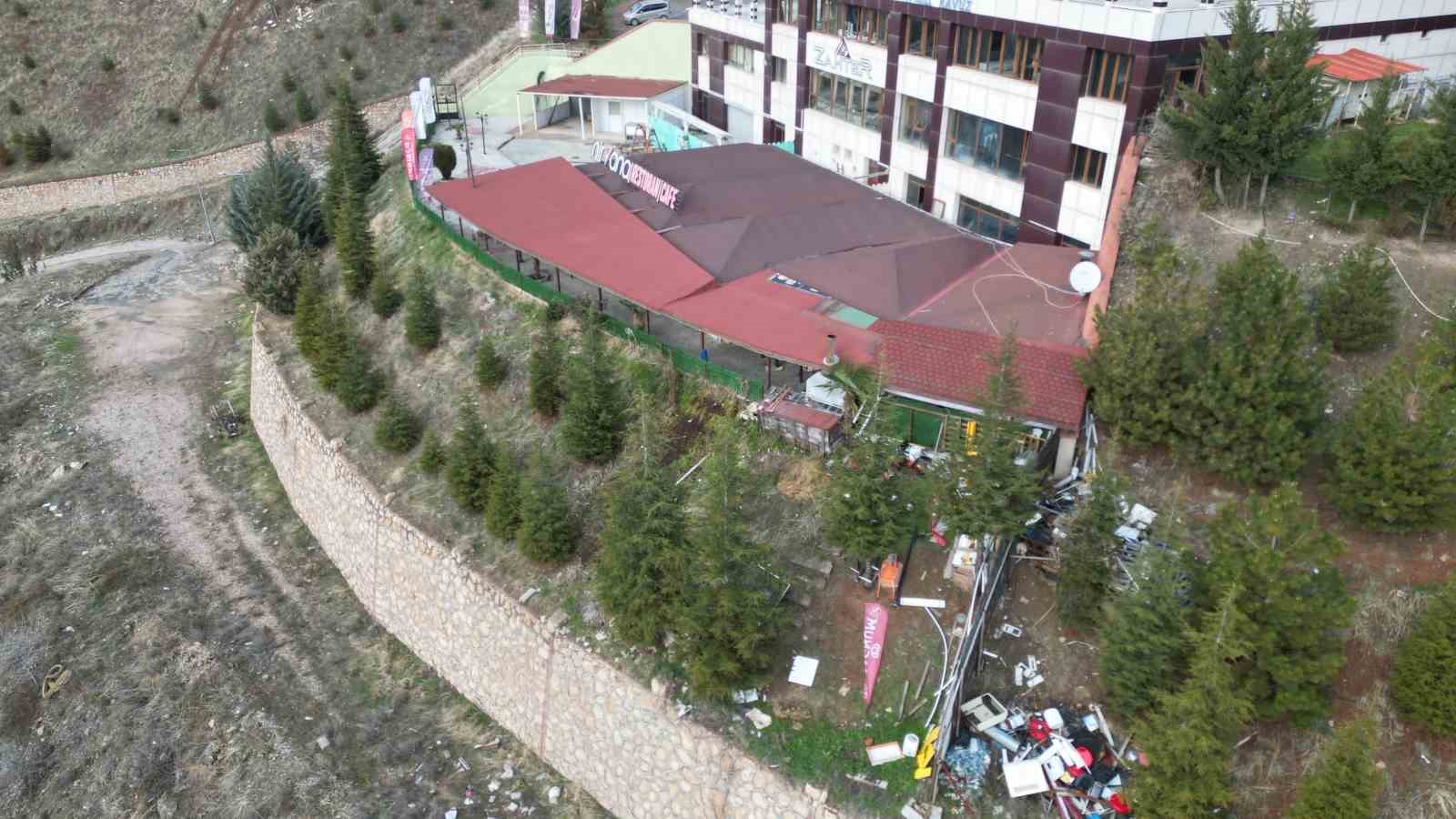 tokatta kan donduran cinayet babasini oldurerek havuz deposuna gomdu 1 56lkjTd1